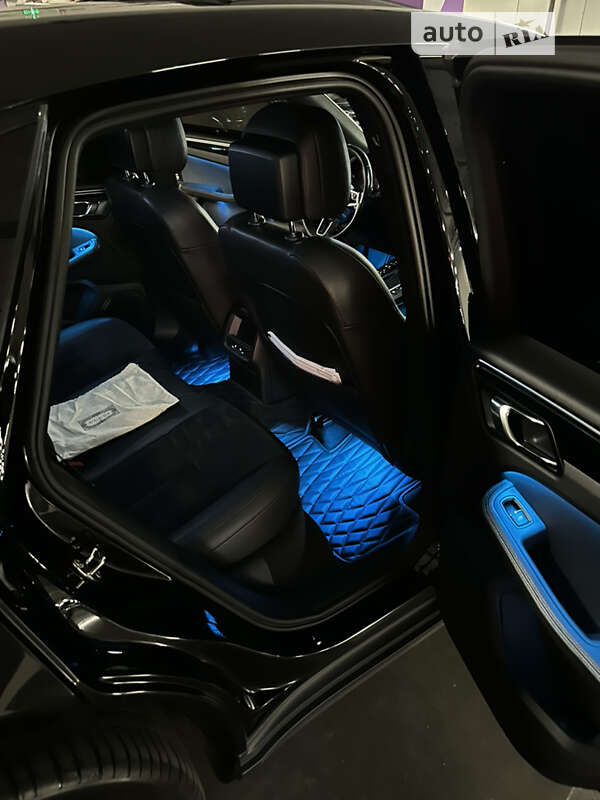 Внедорожник / Кроссовер Porsche Macan 2014 в Киеве
