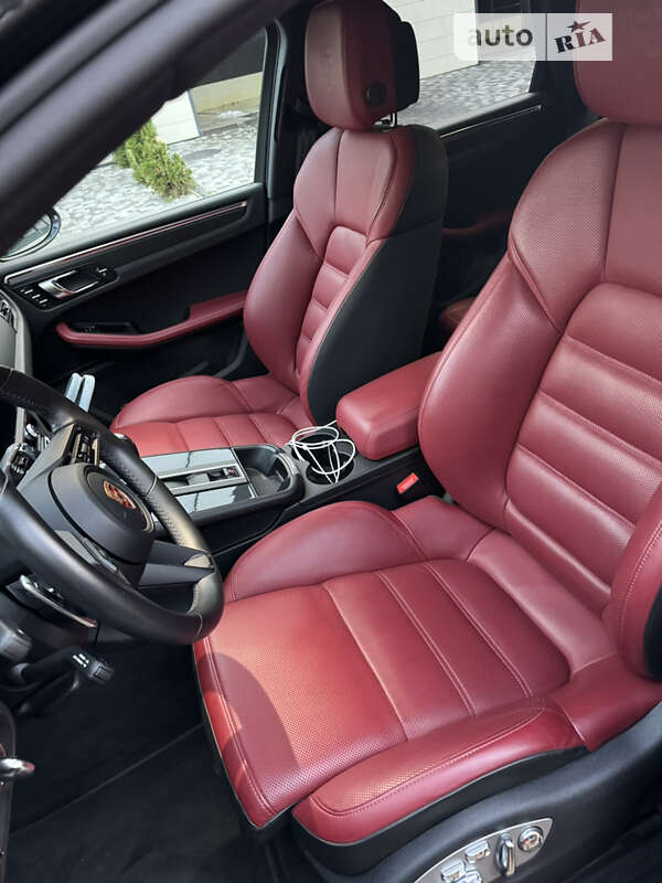 Внедорожник / Кроссовер Porsche Macan 2023 в Черкассах