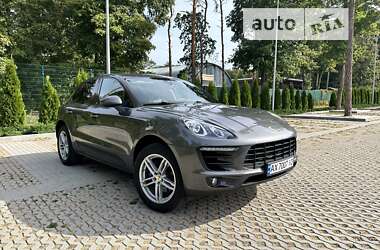 Внедорожник / Кроссовер Porsche Macan 2017 в 