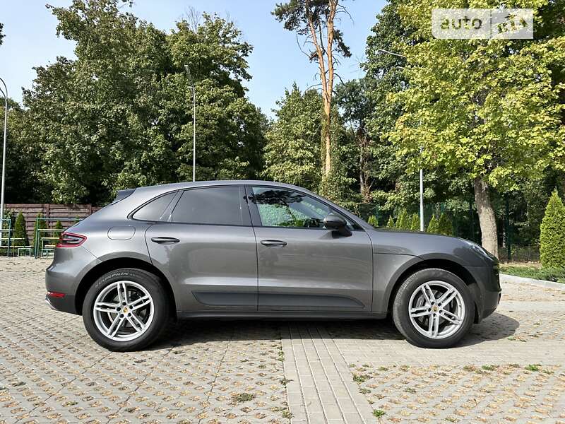Внедорожник / Кроссовер Porsche Macan 2017 в Харькове