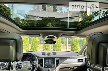 Внедорожник / Кроссовер Porsche Macan 2017 в 