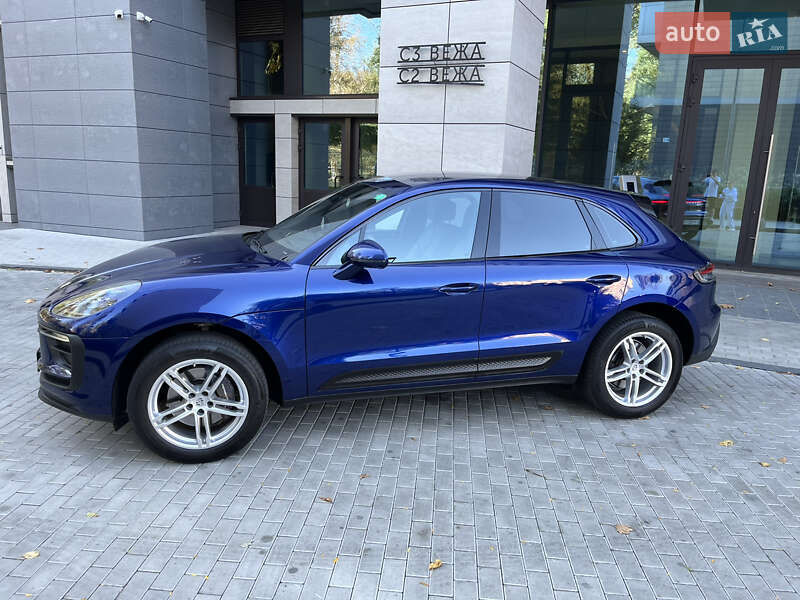 Внедорожник / Кроссовер Porsche Macan 2022 в Киеве