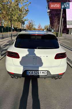 Внедорожник / Кроссовер Porsche Macan 2014 в 