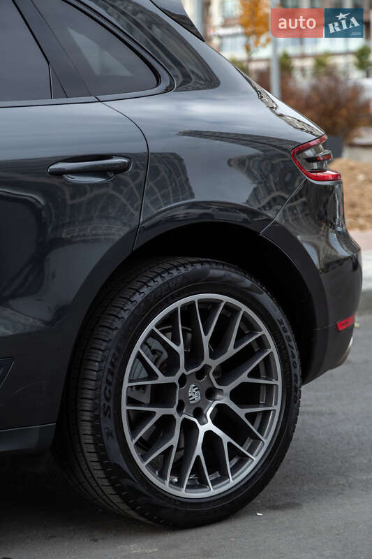 Внедорожник / Кроссовер Porsche Macan 2018 в Киеве фото 15 Внедорожник / Кроссовер Porsche Macan 2018 в Киеве