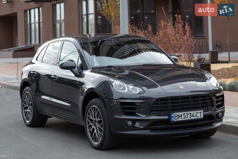 Внедорожник / Кроссовер Porsche Macan 2018 в Киеве
