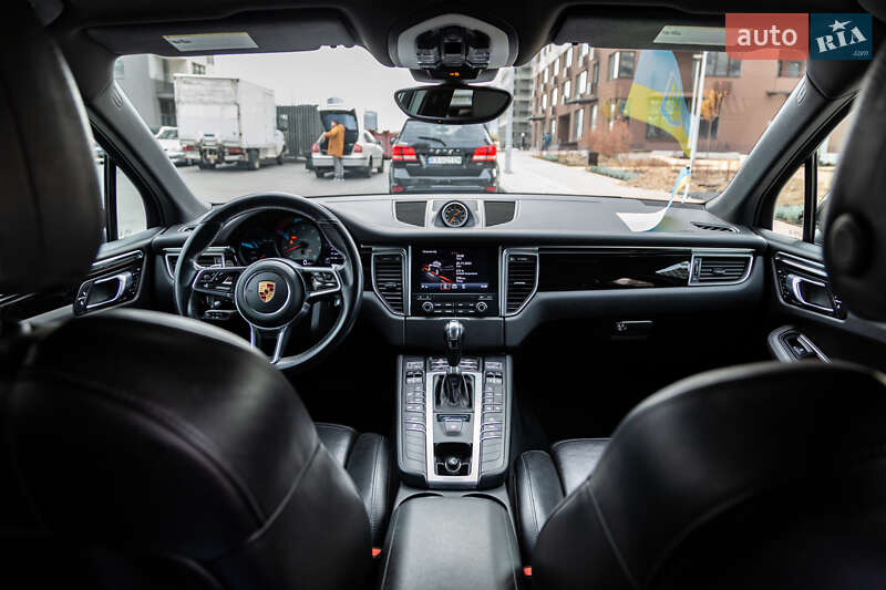 Внедорожник / Кроссовер Porsche Macan 2018 в Киеве фото 51 Внедорожник / Кроссовер Porsche Macan 2018 в Киеве