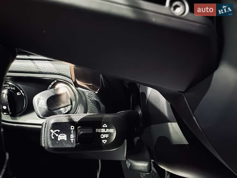 Внедорожник / Кроссовер Porsche Macan 2022 в Одессе фото 122 Внедорожник / Кроссовер Porsche Macan 2022 в Одессе