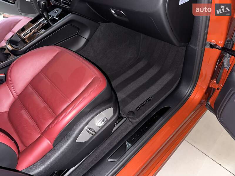 Внедорожник / Кроссовер Porsche Macan 2022 в Одессе фото 148 Внедорожник / Кроссовер Porsche Macan 2022 в Одессе