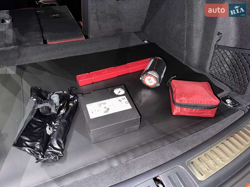 Внедорожник / Кроссовер Porsche Macan 2022 в Одессе фото 166 Внедорожник / Кроссовер Porsche Macan 2022 в Одессе