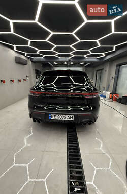 Внедорожник / Кроссовер Porsche Macan 2022 в 