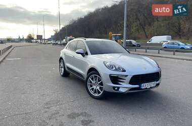 Внедорожник / Кроссовер Porsche Macan 2017 в Киеве