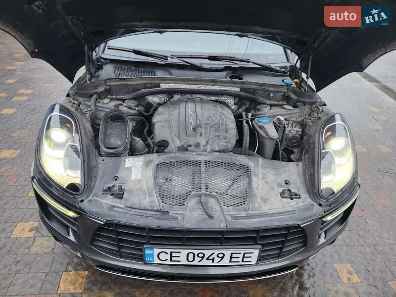 Внедорожник / Кроссовер Porsche Macan 2018 в Киеве