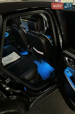 Позашляховик / Кросовер Porsche Macan 2014 в 