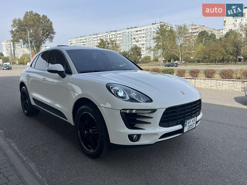 Внедорожник / Кроссовер Porsche Macan 2015 в Запорожье