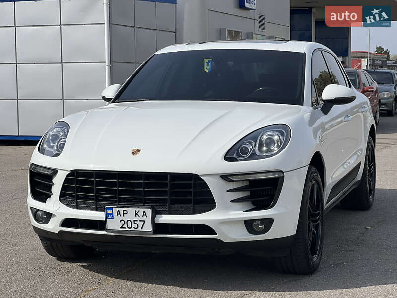 Внедорожник / Кроссовер Porsche Macan 2015 в Запорожье