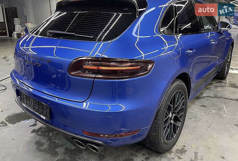 Позашляховик / Кросовер Porsche Macan 2016 в Києві