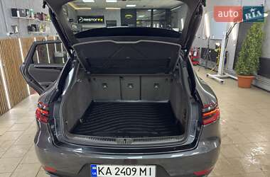 Внедорожник / Кроссовер Porsche Macan 2016 в 