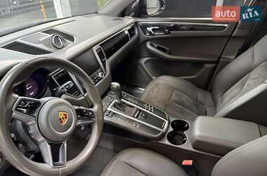 Внедорожник / Кроссовер Porsche Macan 2016 в 
