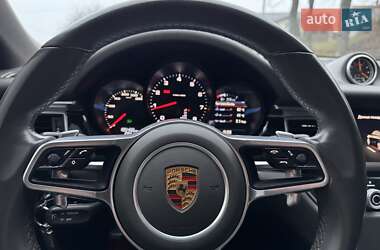 Внедорожник / Кроссовер Porsche Macan 2016 в 