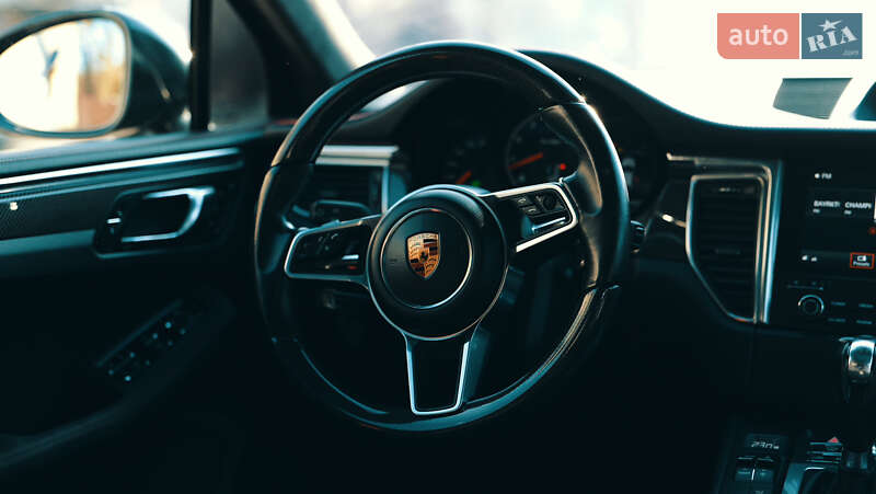 Внедорожник / Кроссовер Porsche Macan 2016 в Киеве фото 20 Внедорожник / Кроссовер Porsche Macan 2016 в Киеве