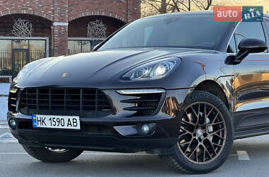 Внедорожник / Кроссовер Porsche Macan 2018 в 