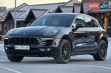 Внедорожник / Кроссовер Porsche Macan 2018 в 