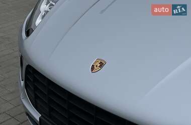 Внедорожник / Кроссовер Porsche Macan 2017 в 