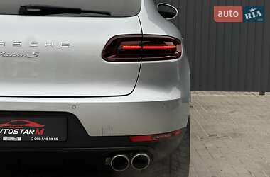 Внедорожник / Кроссовер Porsche Macan 2017 в 