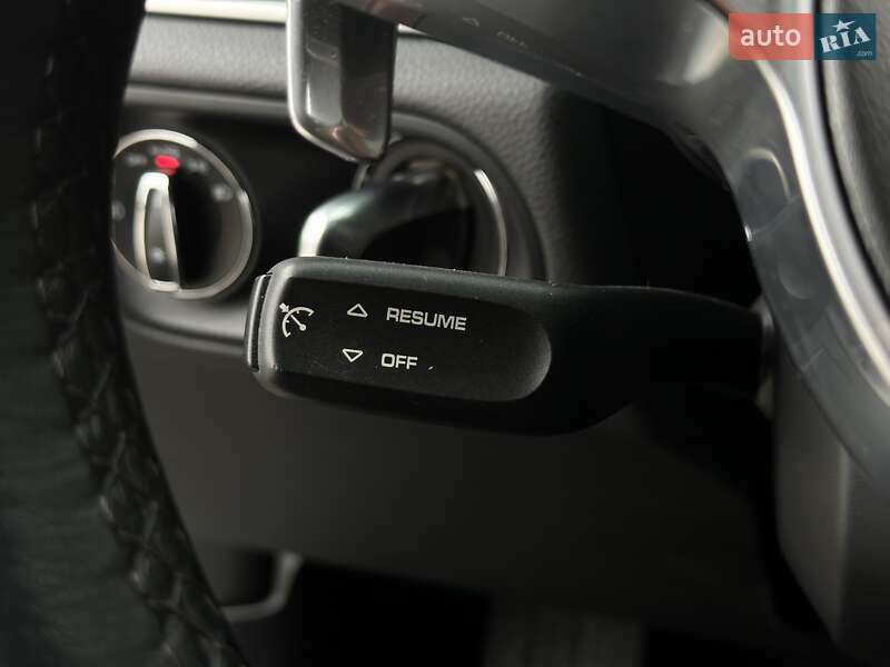 Позашляховик / Кросовер Porsche Macan 2017 в Мукачевому