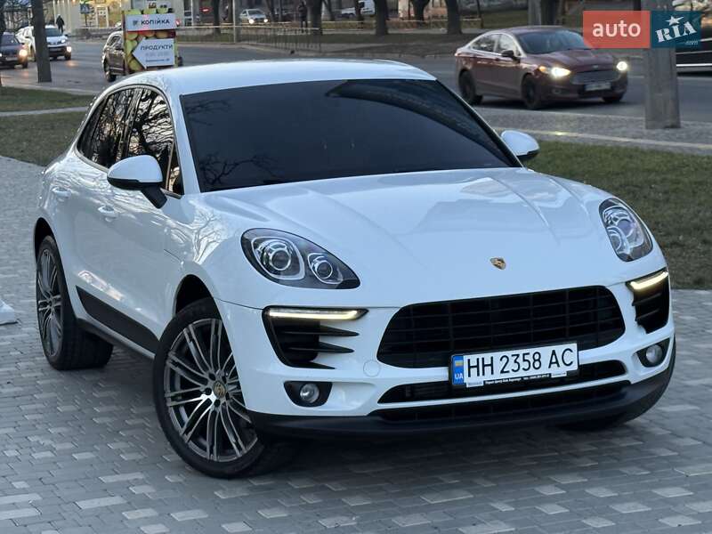 Внедорожник / Кроссовер Porsche Macan 2017 в Одессе
