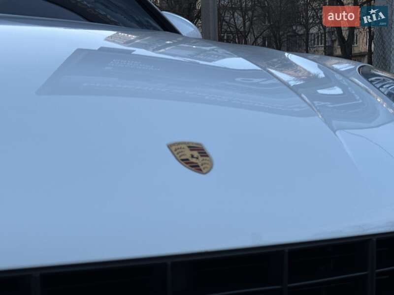 Внедорожник / Кроссовер Porsche Macan 2017 в Одессе