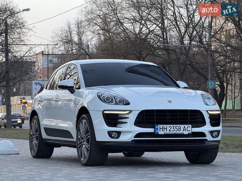 Внедорожник / Кроссовер Porsche Macan 2017 в Одессе