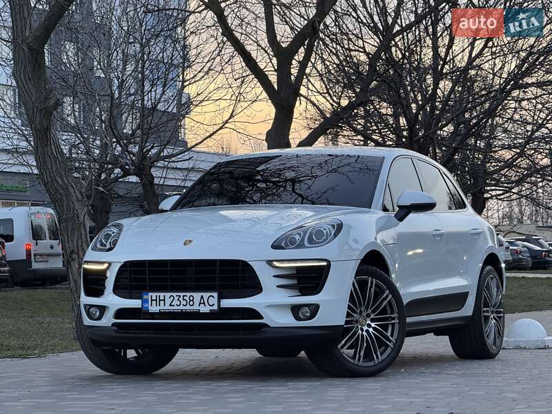 Внедорожник / Кроссовер Porsche Macan 2017 в Одессе