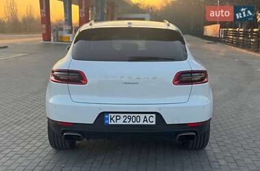 Внедорожник / Кроссовер Porsche Macan 2016 в 
