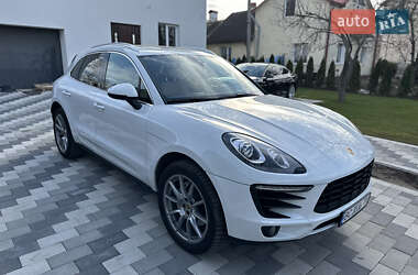 Внедорожник / Кроссовер Porsche Macan 2016 в 