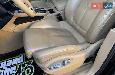 Внедорожник / Кроссовер Porsche Macan 2014 в 