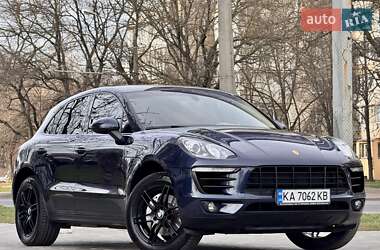 Внедорожник / Кроссовер Porsche Macan 2014 в 
