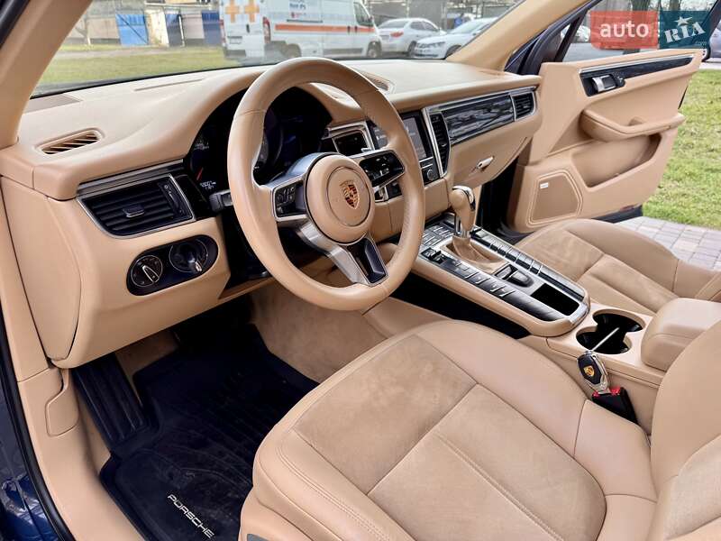 Позашляховик / Кросовер Porsche Macan 2014 в Одесі