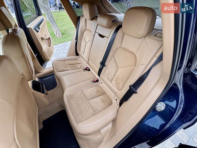 Позашляховик / Кросовер Porsche Macan 2014 в Одесі