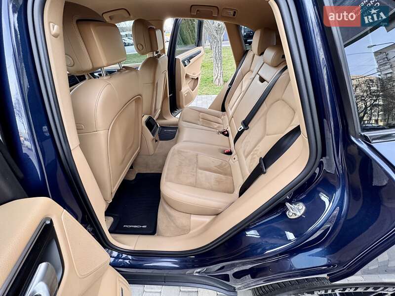 Позашляховик / Кросовер Porsche Macan 2014 в Одесі