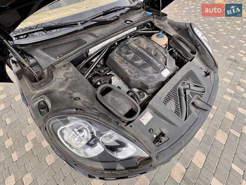 Позашляховик / Кросовер Porsche Macan 2014 в Одесі