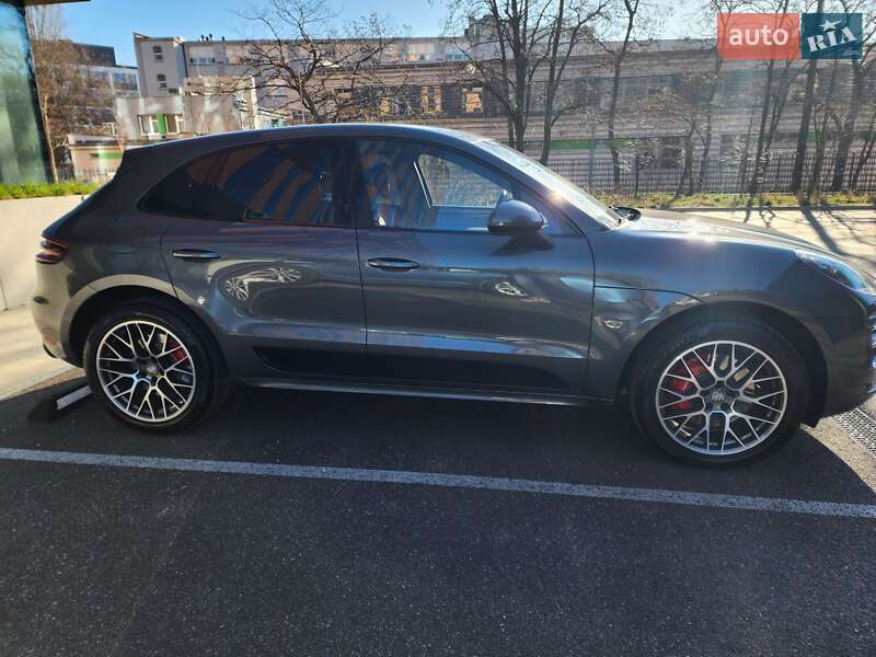 Внедорожник / Кроссовер Porsche Macan 2015 в Львове