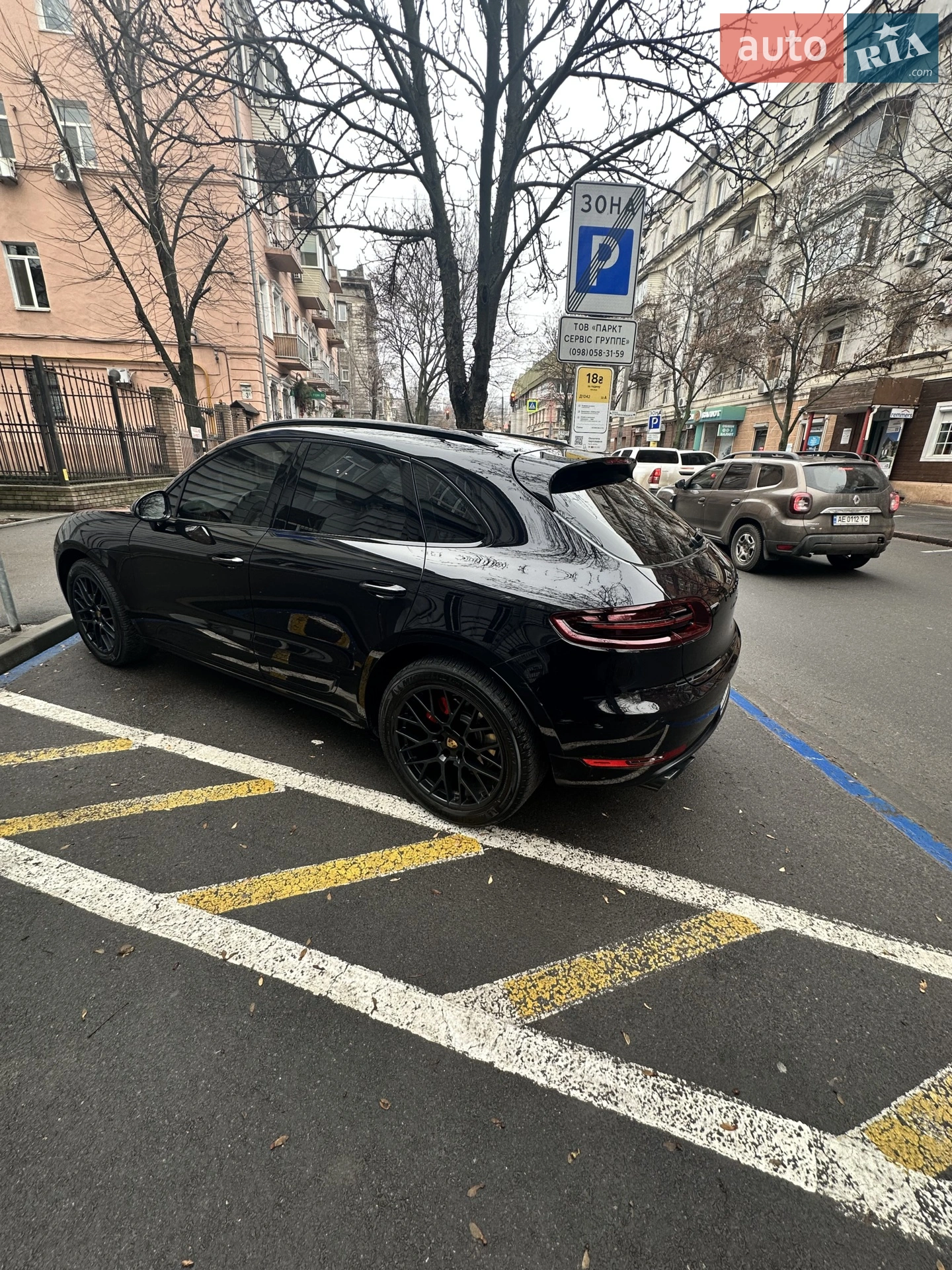 2016 Porsche Macan - мініатюра 2