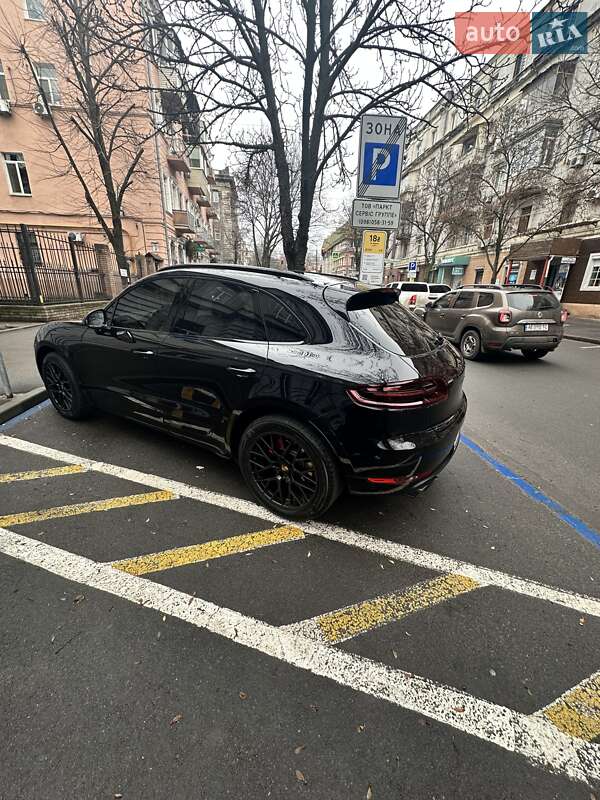 Внедорожник / Кроссовер Porsche Macan 2016 в Днепре