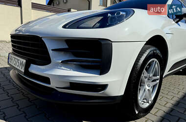 Внедорожник / Кроссовер Porsche Macan 2021 в 