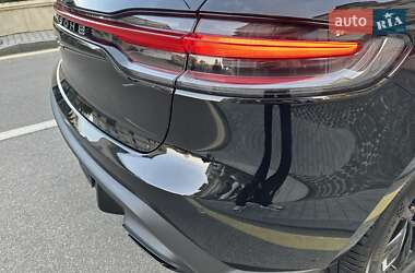 Позашляховик / Кросовер Porsche Macan 2025 в 