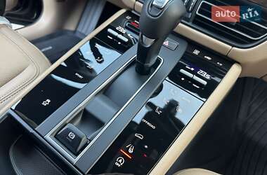 Позашляховик / Кросовер Porsche Macan 2025 в 