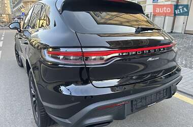 Позашляховик / Кросовер Porsche Macan 2025 в 