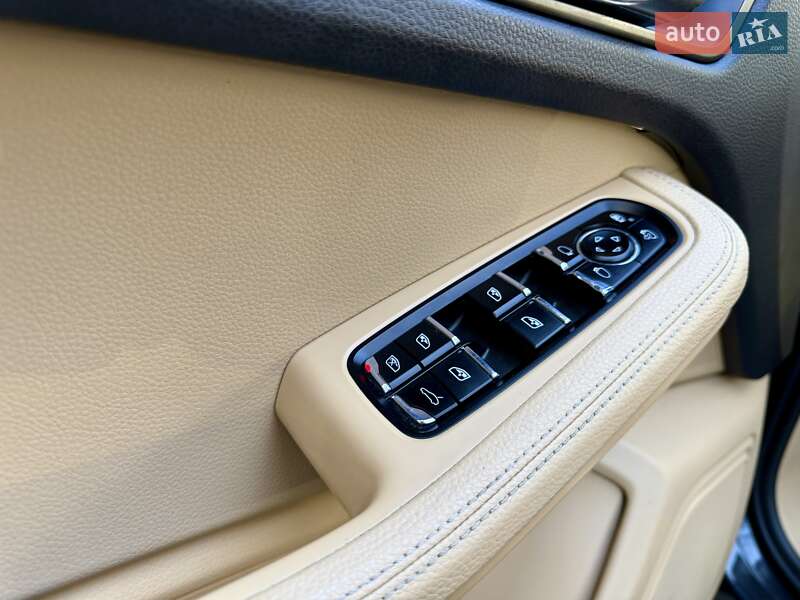 Внедорожник / Кроссовер Porsche Macan 2016 в Одессе фото 50 Внедорожник / Кроссовер Porsche Macan 2016 в Одессе