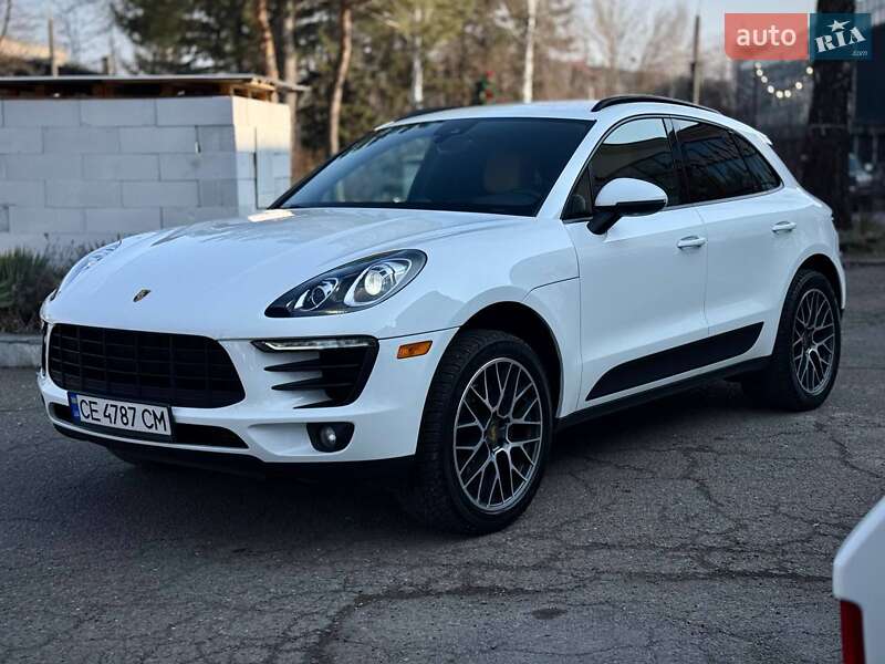 Внедорожник / Кроссовер Porsche Macan 2017 в Черновцах